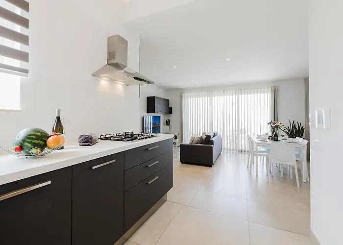 Fl9 Thelodge-sea View W Huge Terrace By Homely * Mellieha